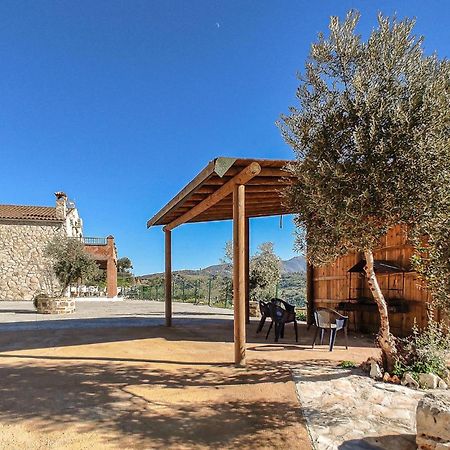Gorgeous Home In Algodonales With Kitchen Exterior foto