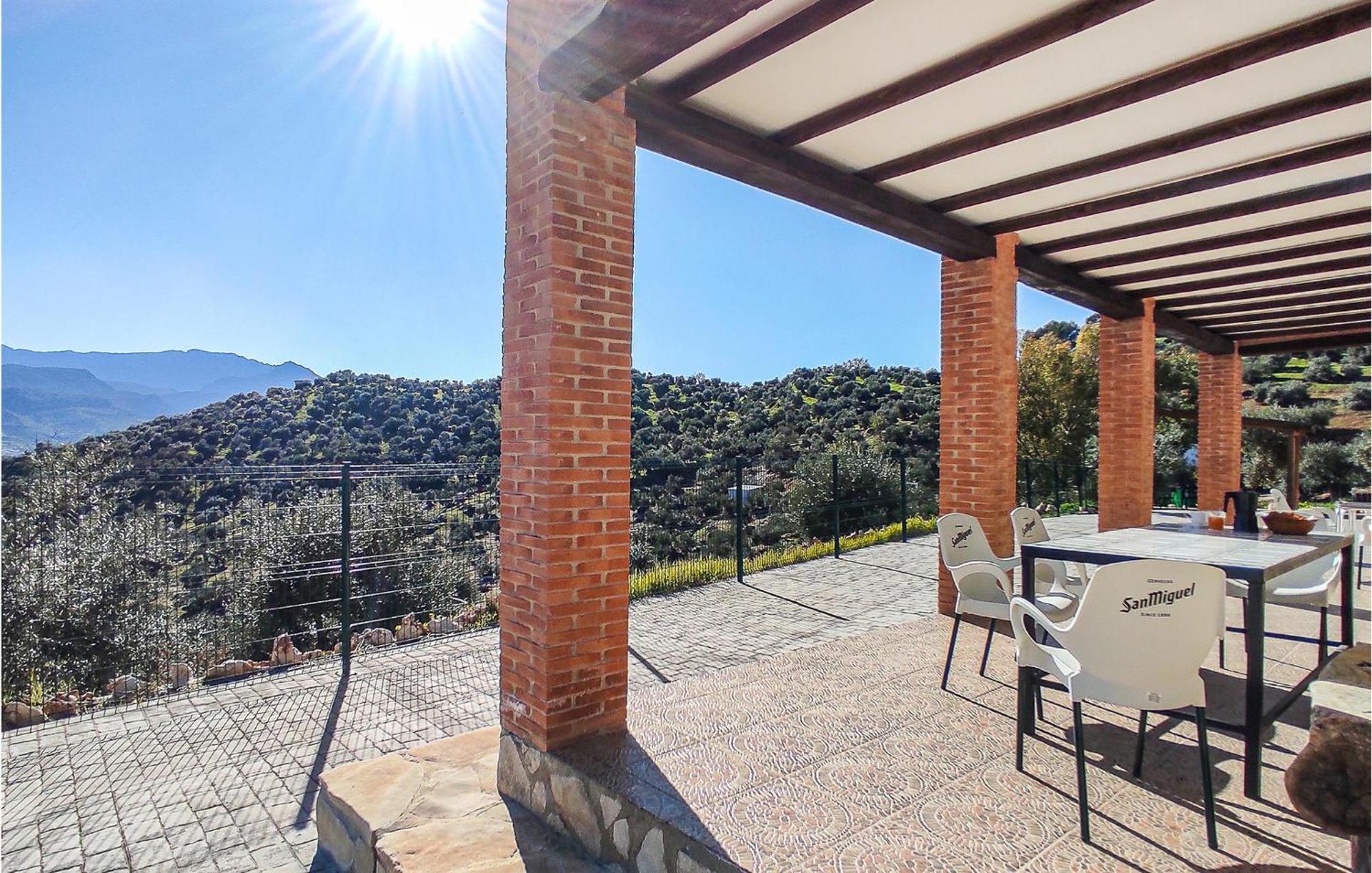 Gorgeous Home In Algodonales With Kitchen Exterior foto